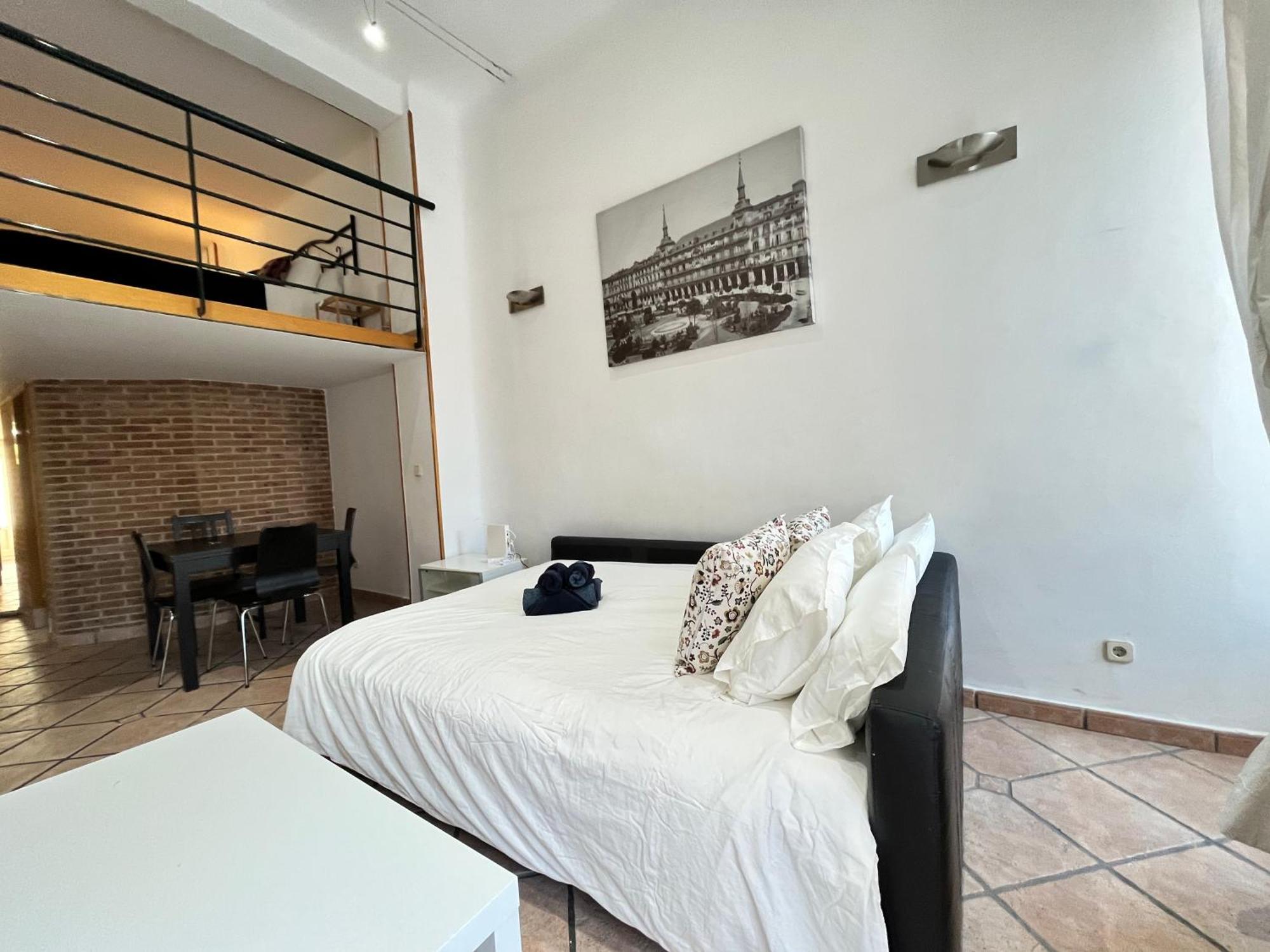Loft Plaza Mayor 2 Temporal Madrid Exterior photo